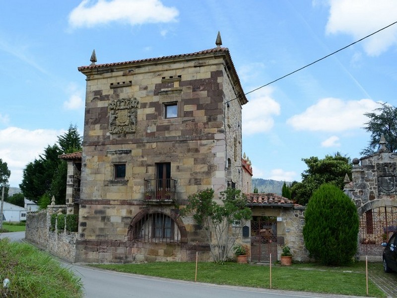 Imagen de Torre de Penagos