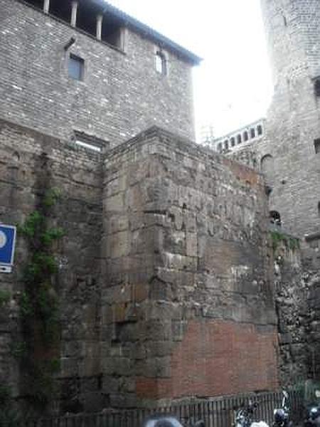 Muralla romana de Barcelona