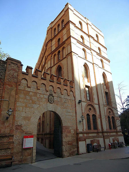 Muralla del Monasterio Montserrat