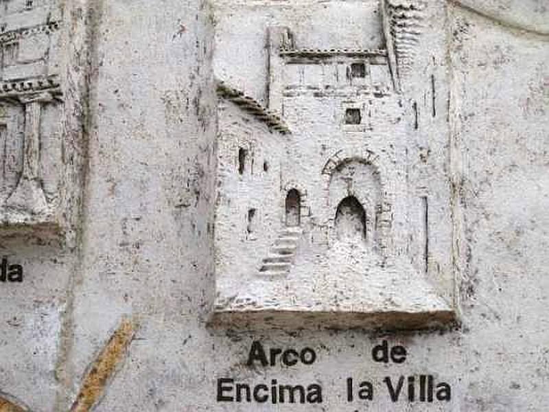 Puerta de Encima La Villa