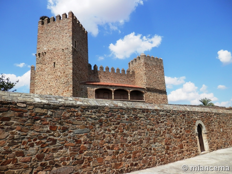 Castillo de Monroy