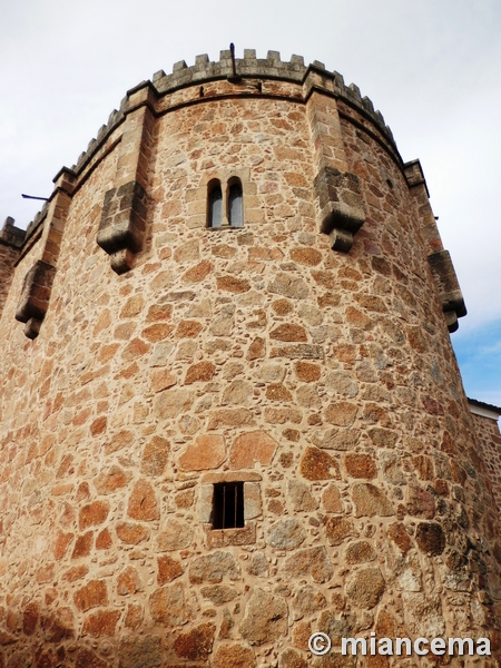 Iglesia fortificada de Nuestra Señora de la Torre