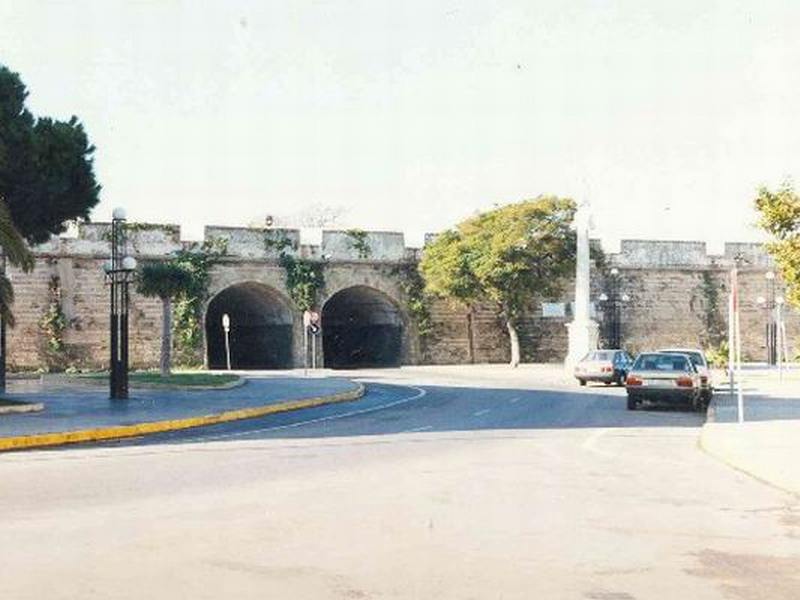 Baluarte y murallas de San Carlos