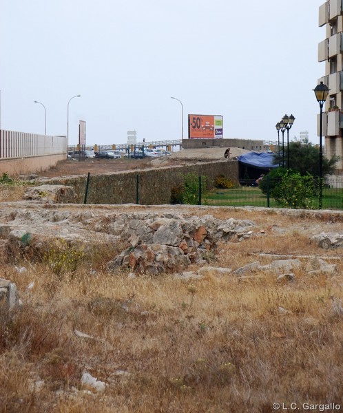 Muralla abaluartada de La Línea de Contravalación de la Plaza de Gibraltar