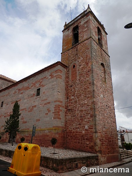 Torre de la iglesia de Nuestra Señora de los Olmos