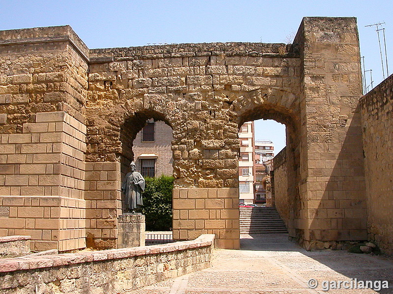 Torre albarrana de la Puerta de Sevilla