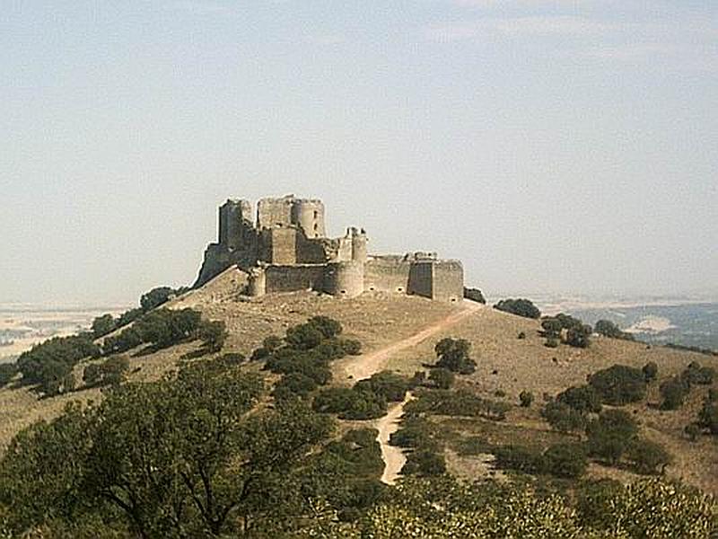 Castillo de Puebla de Almenara