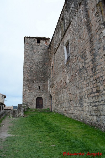 Castillo de Santa Pau