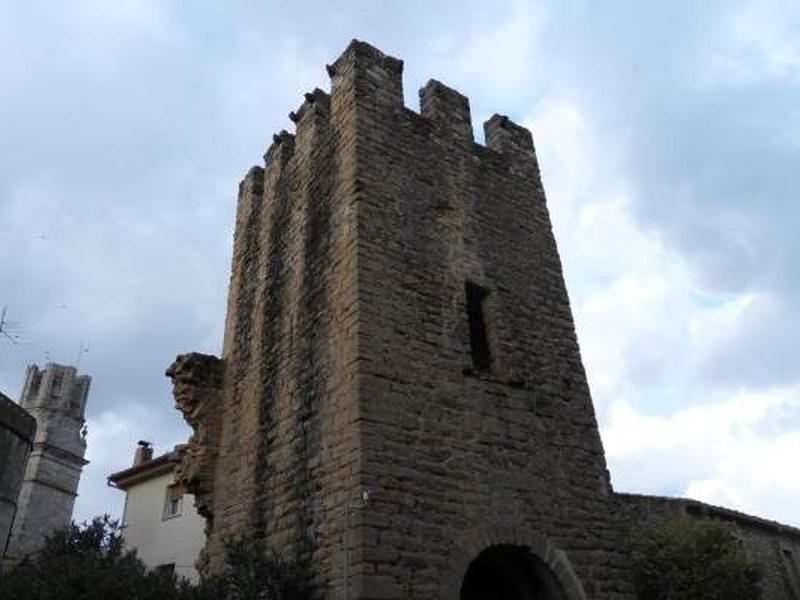 Torre puerta de Santa Catalina