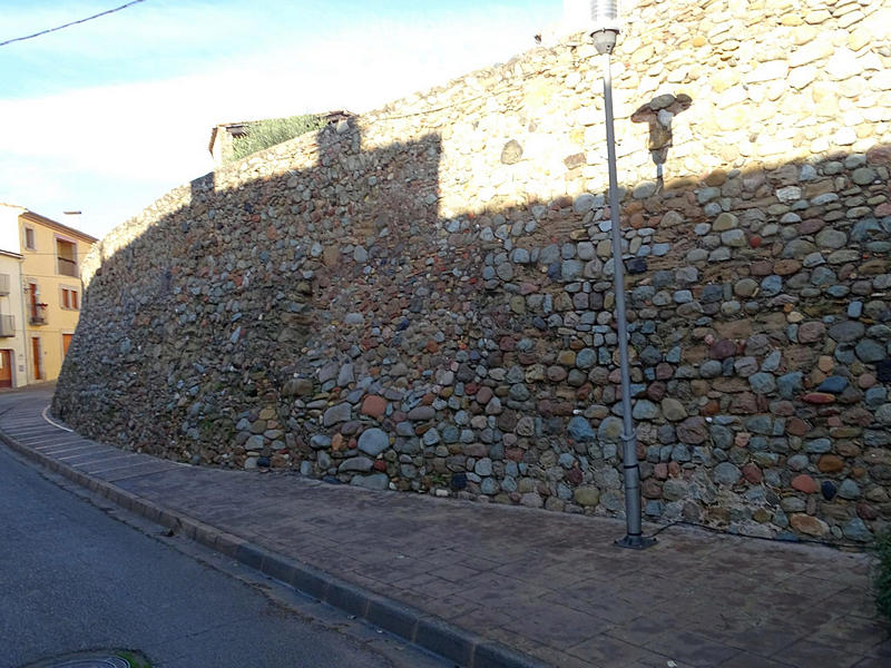 Muralla urbana de Cervià