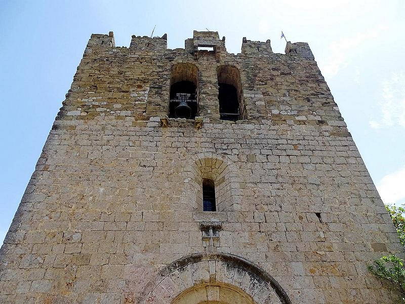 Iglesia fortificada de Santa Eugenia