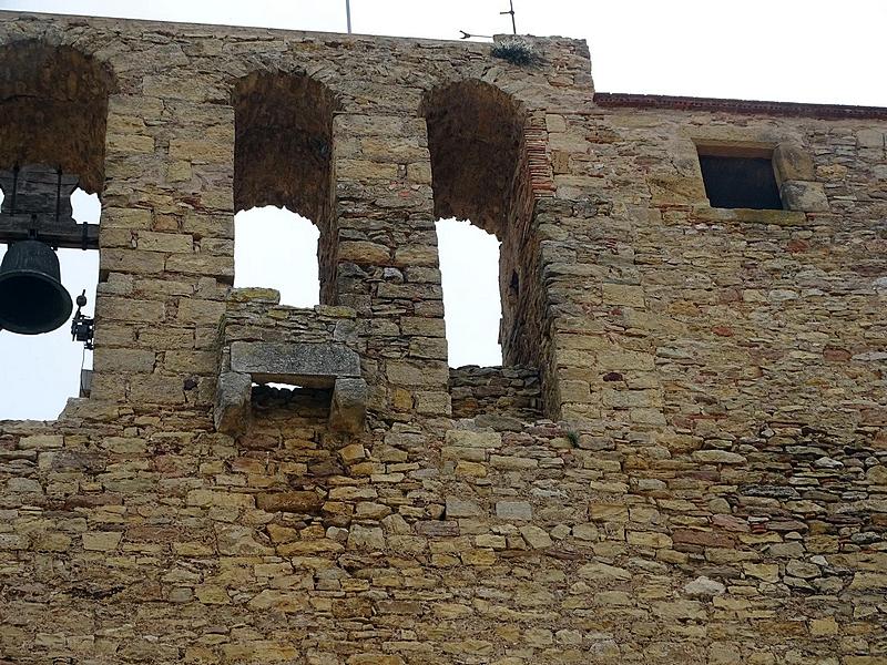 Iglesia fortificada de Sant Feliu de Boada