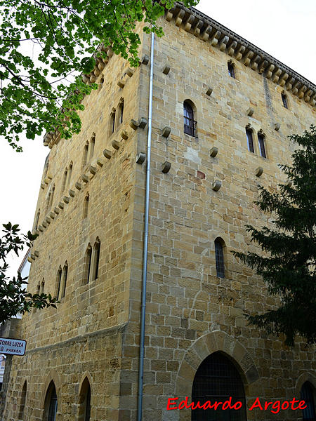 Torre Luzea