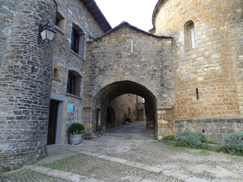 https://www.castillosnet.org/datos/espana/huesca/HU-CAS-019/HU-CAS-019-1135001.jpg