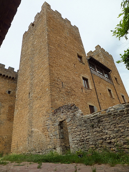 Castillo de Biniés