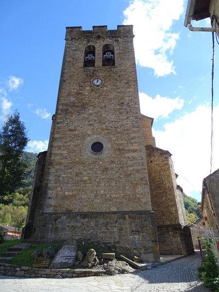 Iglesia fortificada de San Pedro