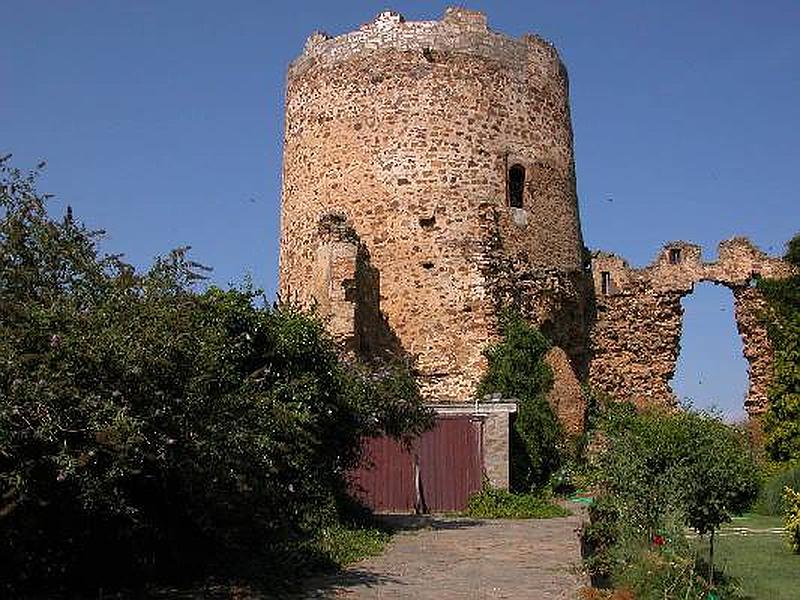 Castillo de los Bazán