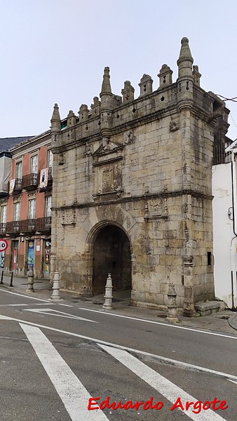 Puerta de Carlos V