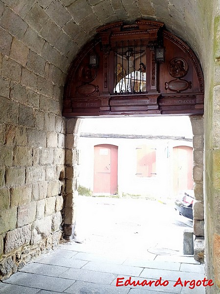 Puerta del Santo Cristo