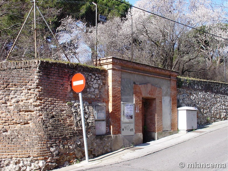 Bunker Parque el Capricho (Alameda de Osuna)
