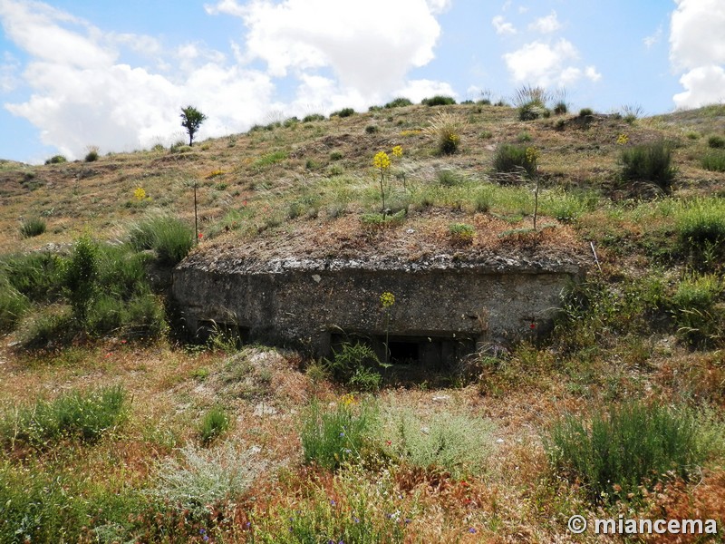 Bunker Hexagonal, trincheras y refugios