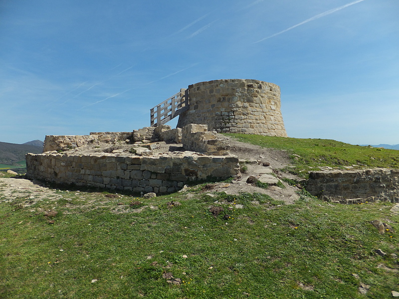 Castillo de Garaño