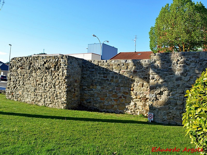 Muralla urbana de Aguilar de Campoo