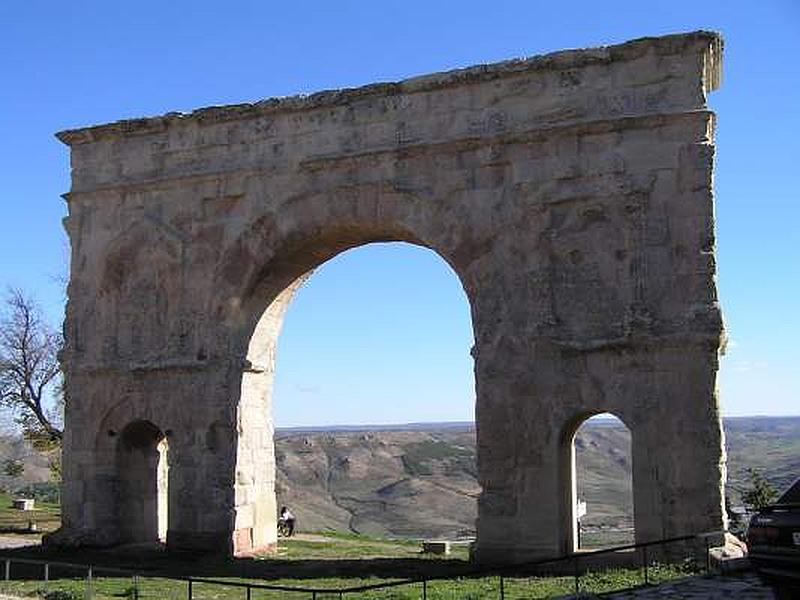 Arco romano de Medinaceli