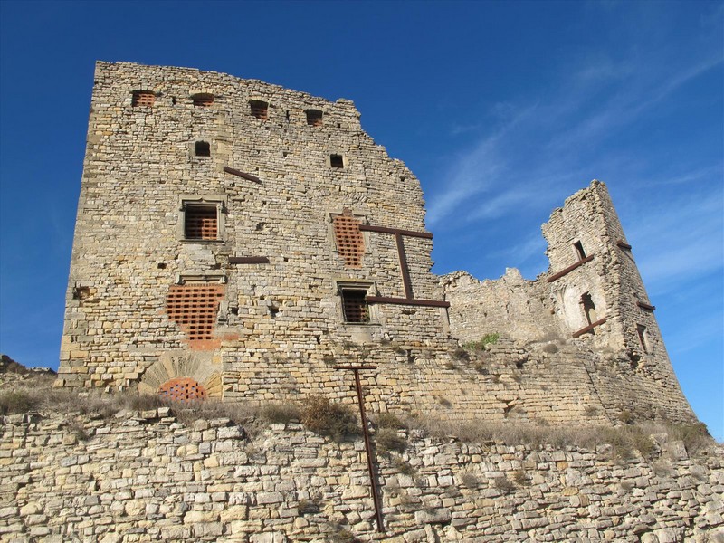 Castillo de Savallà del Comtat