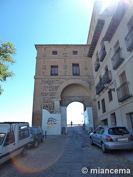 Puerta de Alarcones