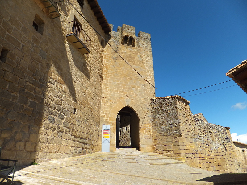 Torre puerta de Jaca