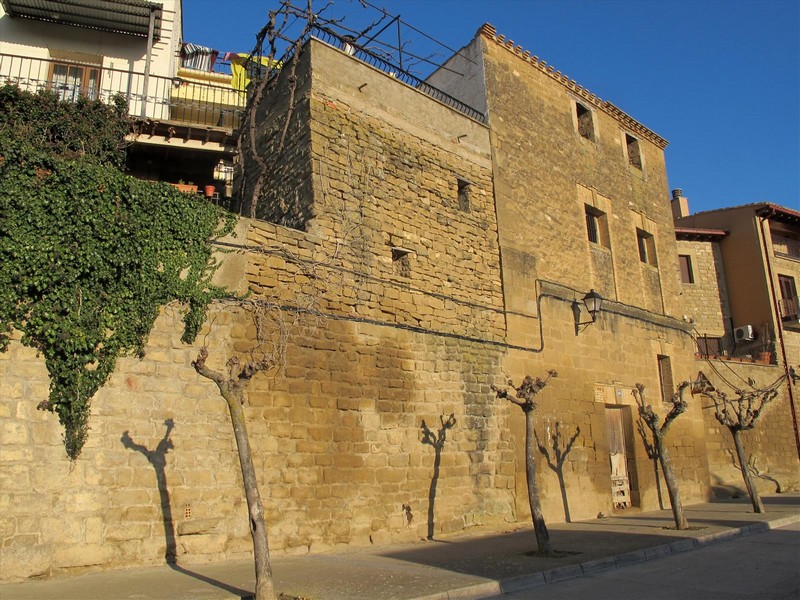 Muralla urbana de Sádaba
