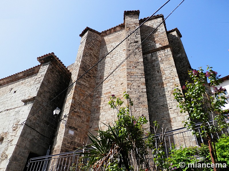 Iglesia fortificada de San Salvador