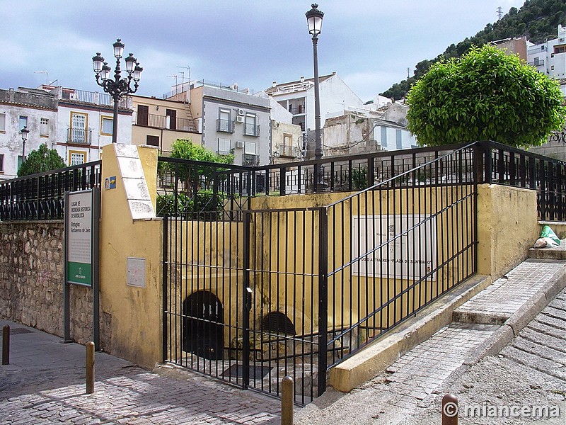 Imagen de Refugio antiaéreo de Plaza de Santiago